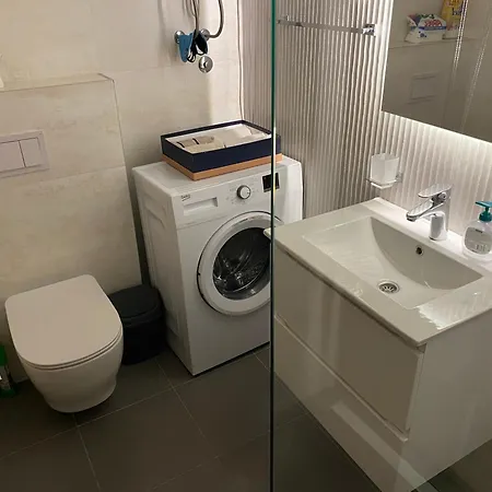 Kvart Lux Apartment *